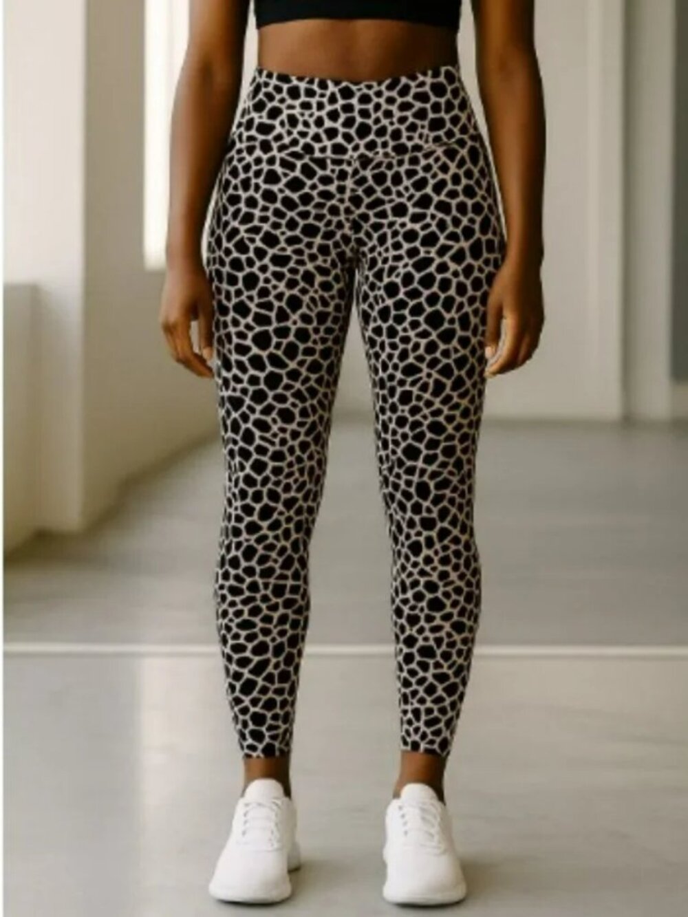 Onzie High Rise Animal Print Leggings Black Beige Stretch Workout Size S/M